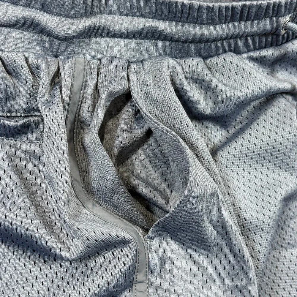 Kith Jordan Collaboration Mesh Men's Athletic Shorts Battleship Grey Sz  X-Small